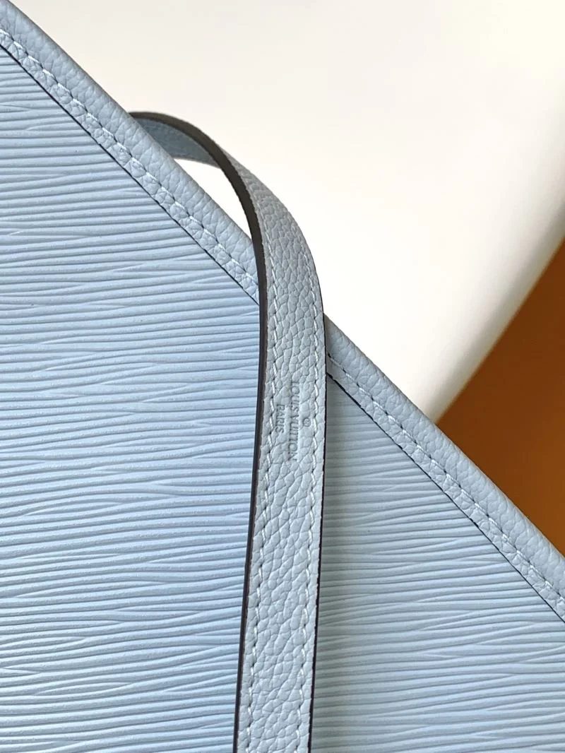 RelaxedFit Louis Vuitton Satchel Bags 42701
