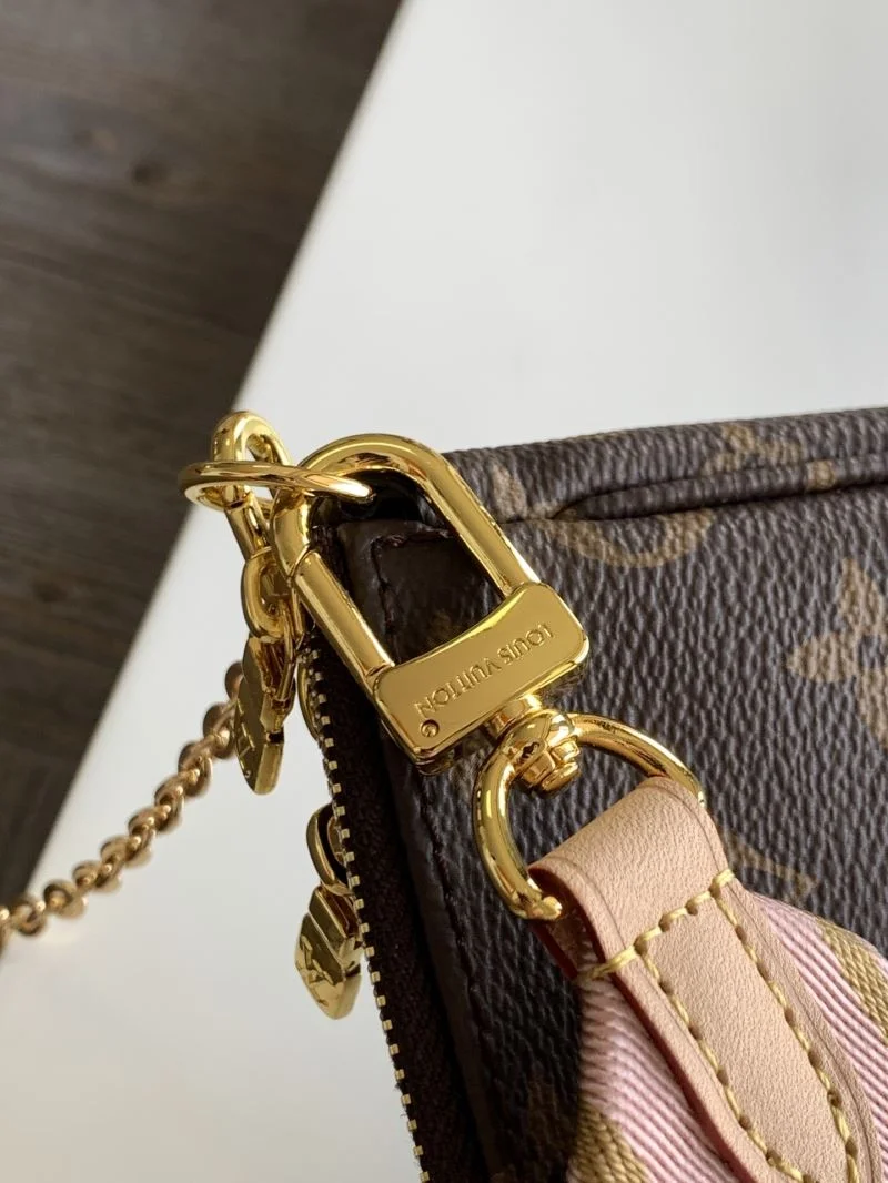 Stretchable Louis Vuitton Satchel Bags 42697