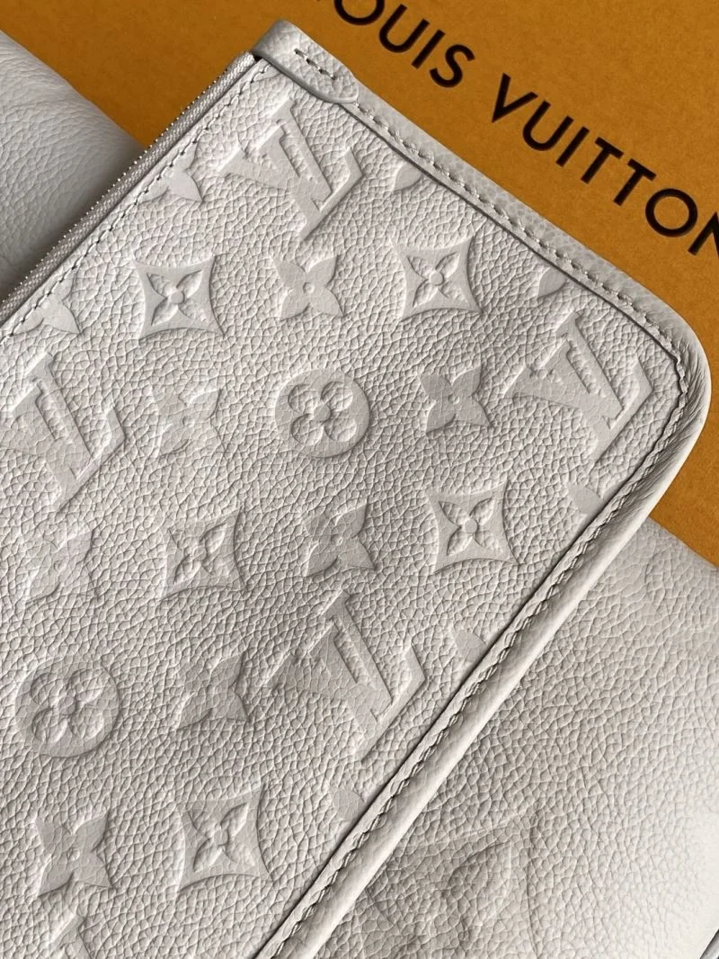 OdorResistant Louis Vuitton Satchel Bags 42622