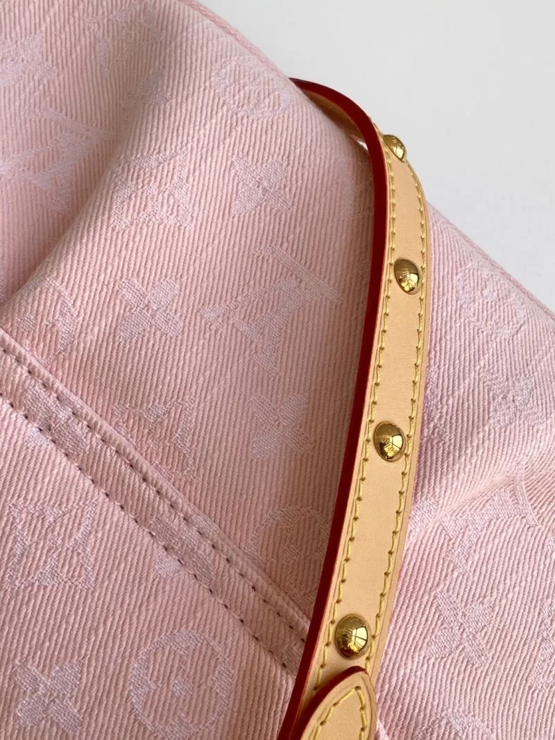 Louis Vuitton Satchel Bags Snug 42620
