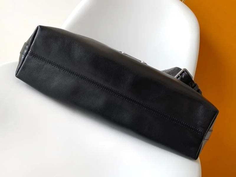 Louis Vuitton Satchel Bags UrbanChic 42612