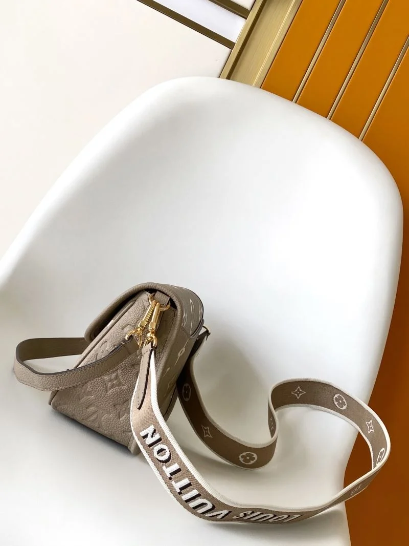 Louis Vuitton Satchel Bags OdorResistant 41947