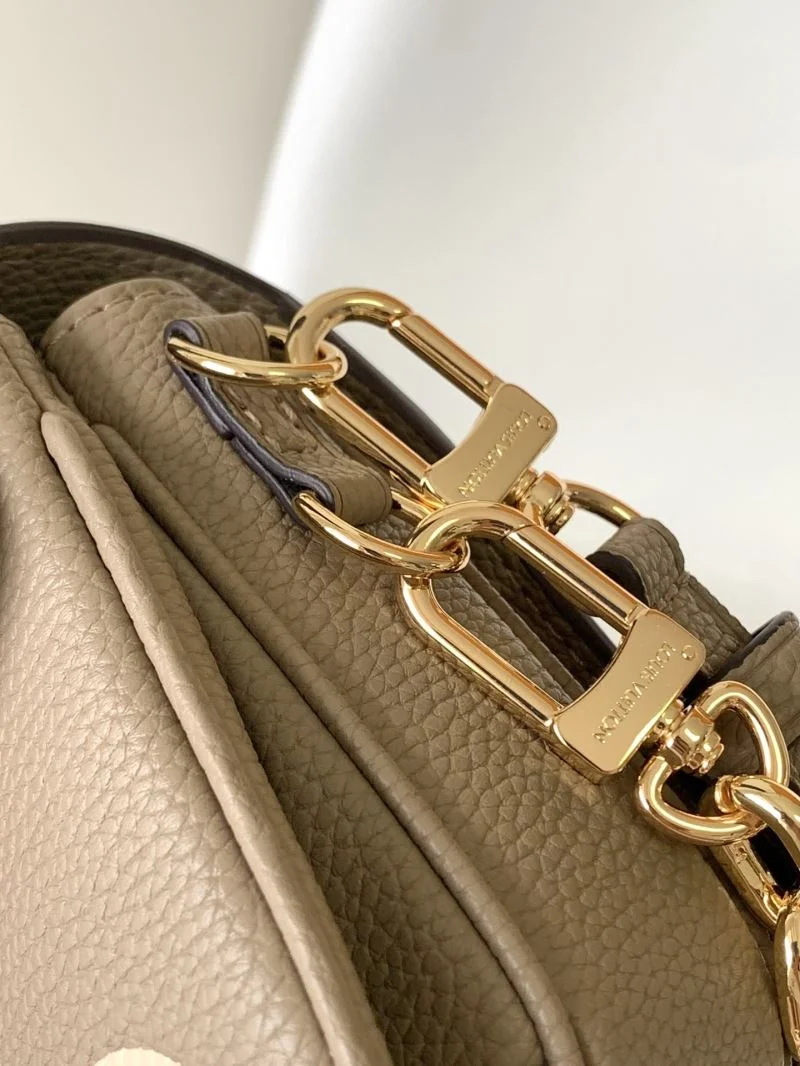 Bold Louis Vuitton Satchel Bags 41939