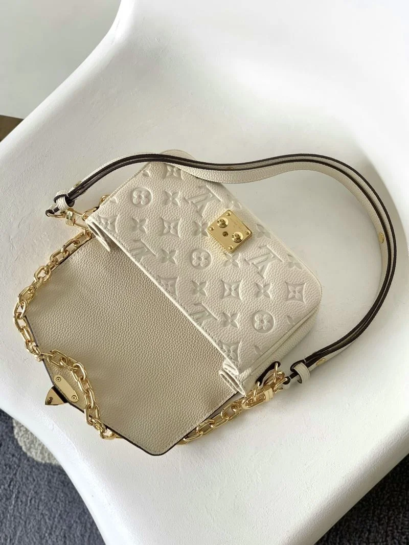 Snug Louis Vuitton Satchel Bags 41938