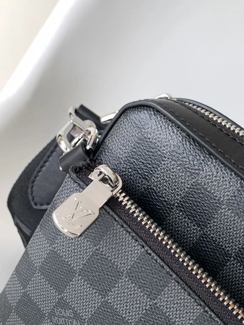 Unisex Louis Vuitton Satchel Bags 41920