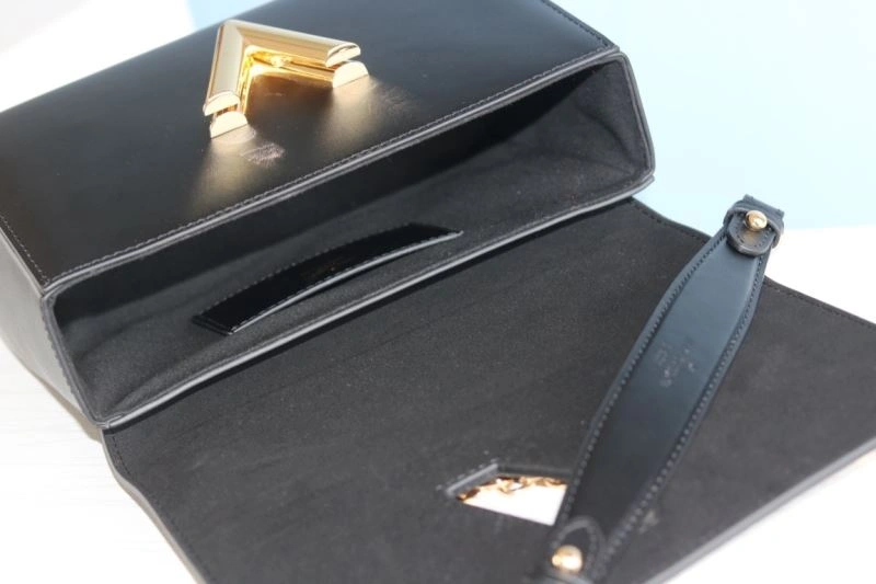 Louis Vuitton Satchel Bags Supportive 87422