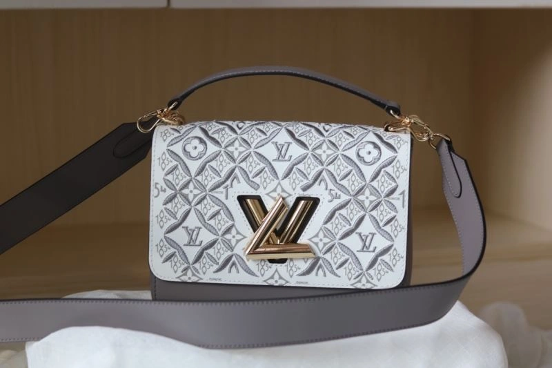 UrbanChic Louis Vuitton Satchel Bags 87417