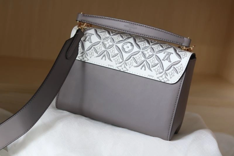 UrbanChic Louis Vuitton Satchel Bags 87417