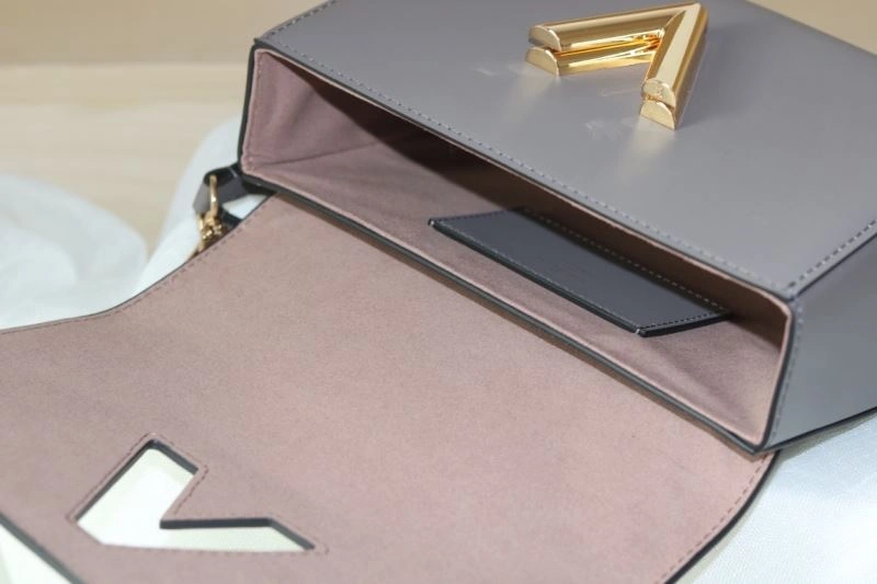 UrbanChic Louis Vuitton Satchel Bags 87417
