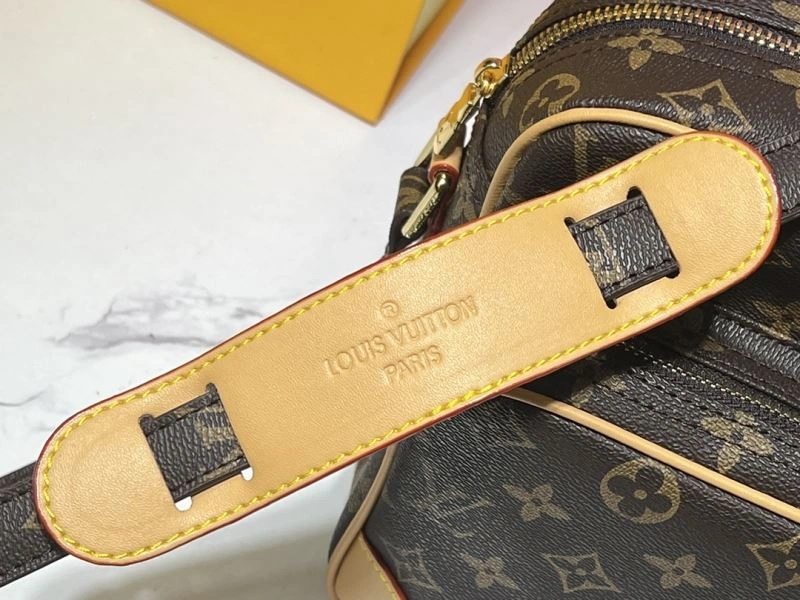 Unisex Louis Vuitton Satchel Bags 78842
