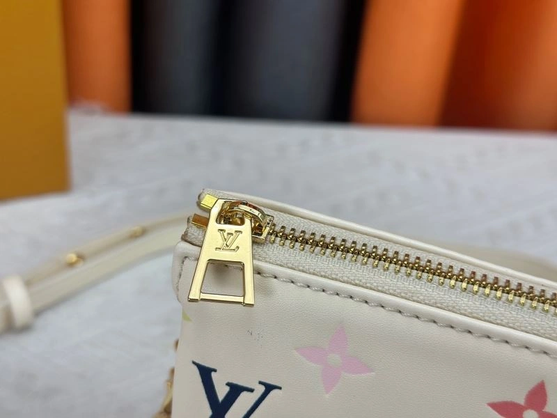 Fashionable Louis Vuitton Satchel Bags 80215
