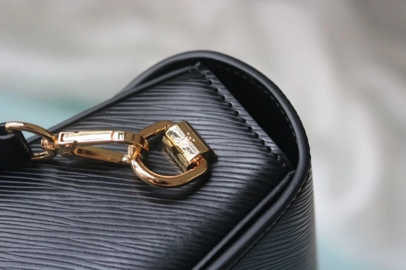 Resilient Louis Vuitton Satchel Bags 80197