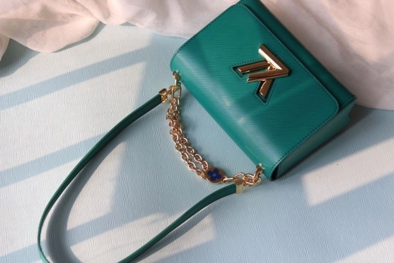Louis Vuitton Satchel Bags TechFriendly 80211