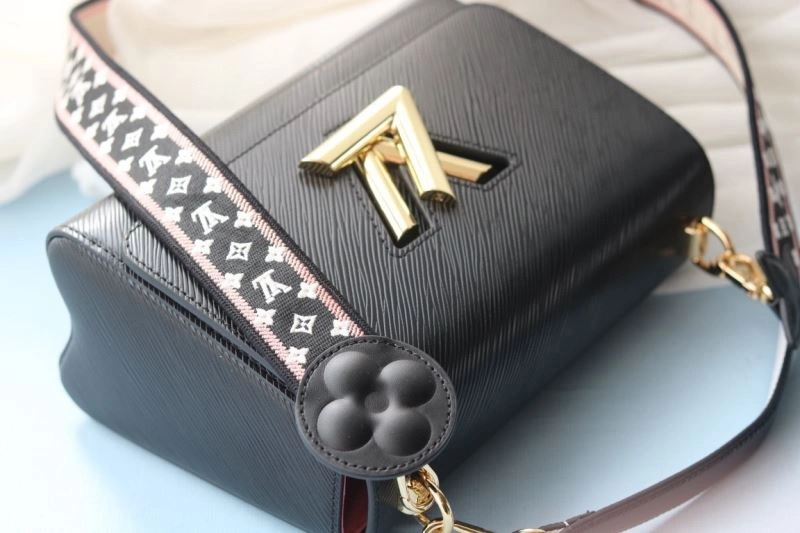Snug Louis Vuitton Satchel Bags 80182