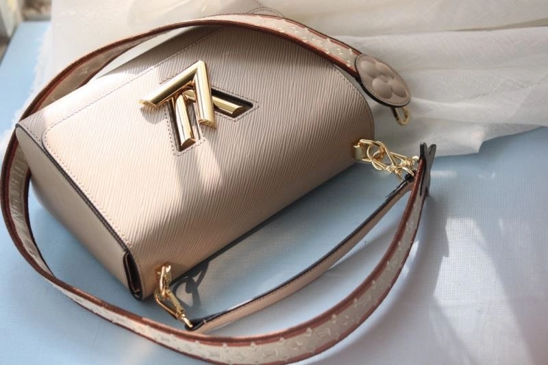 Snug Louis Vuitton Satchel Bags 80177