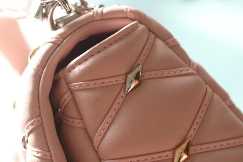 Sustainable Louis Vuitton Satchel Bags 80165