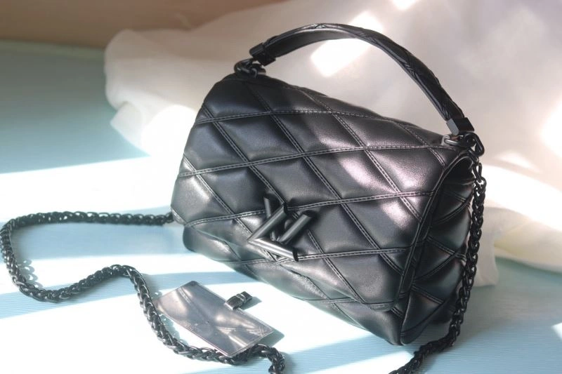 Louis Vuitton Satchel Bags Resilient 80188