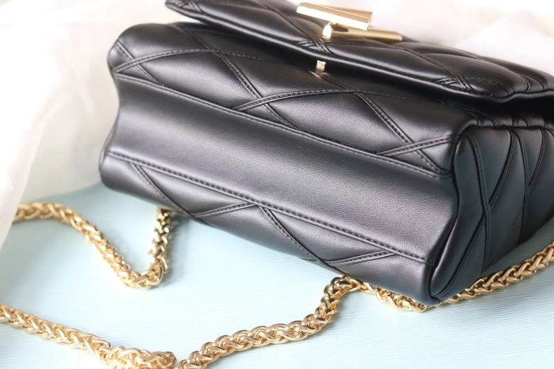 Louis Vuitton Satchel Bags Trendsetting 80184