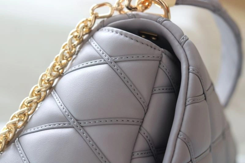 Louis Vuitton Satchel Bags Soft 80137