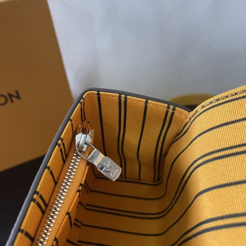Louis Vuitton Satchel Bags SoftTouch 41743