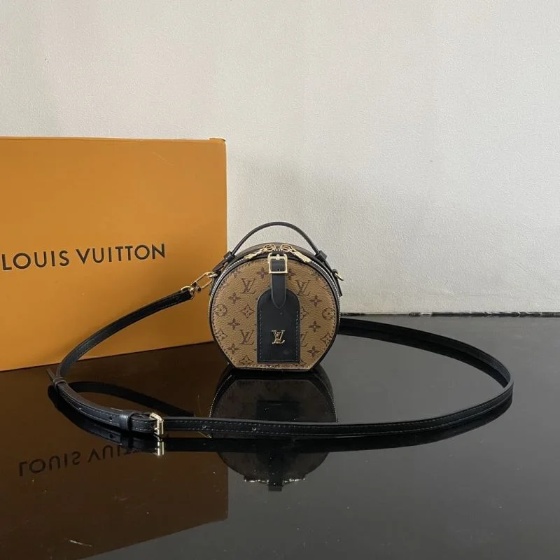 Unisex Louis Vuitton Satchel Bags 41585