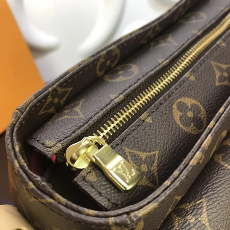 Breathable Louis Vuitton Satchel Bags 41548