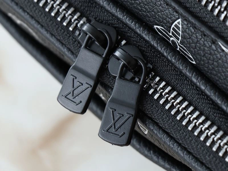 Louis Vuitton Satchel Bags Snug 88590