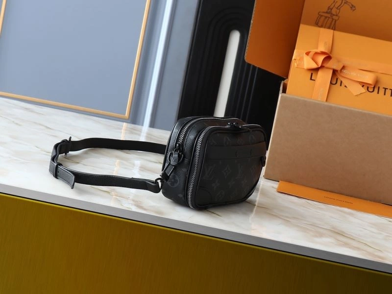Flexible Louis Vuitton Satchel Bags 88585