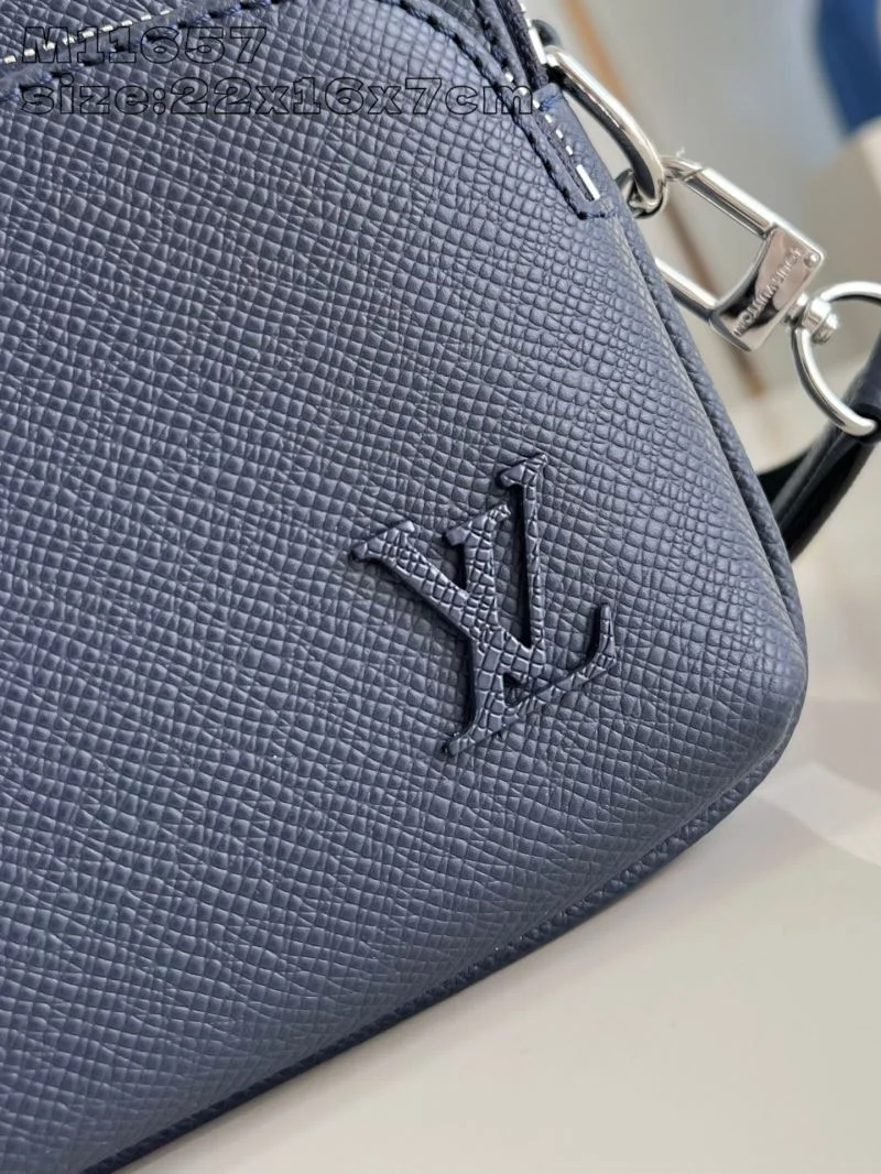 Unisex Louis Vuitton Satchel Bags 41184