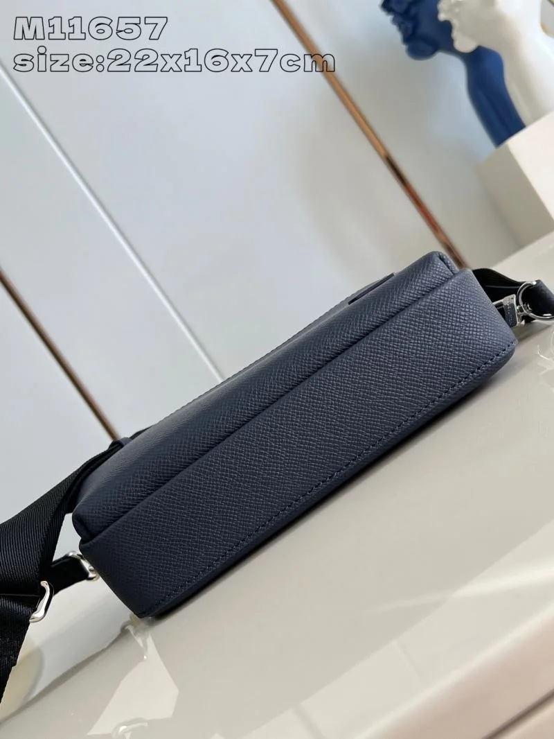 Unisex Louis Vuitton Satchel Bags 41184