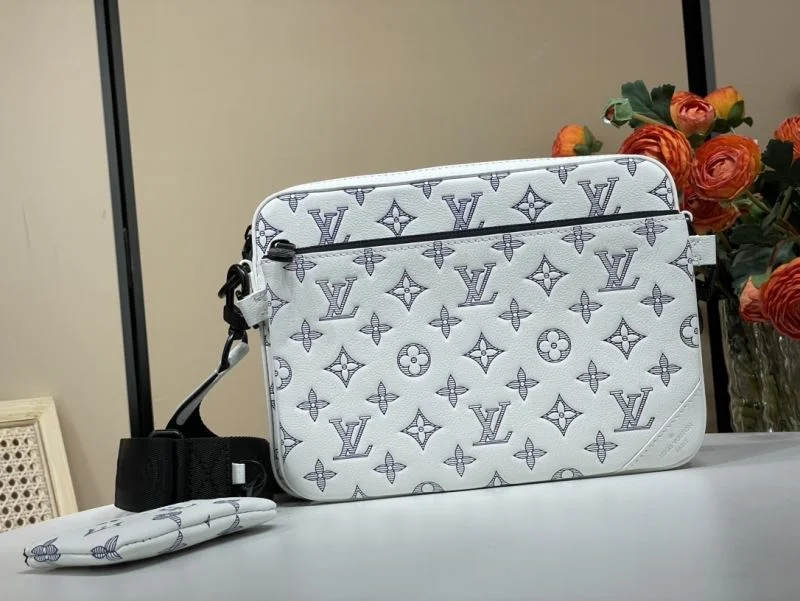 Louis Vuitton Satchel Bags FashionForward 41159