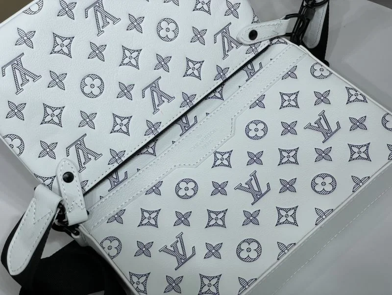 Louis Vuitton Satchel Bags FashionForward 41159