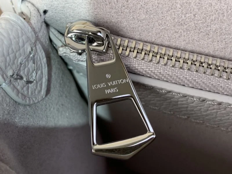 Supportive Louis Vuitton Satchel Bags 40542