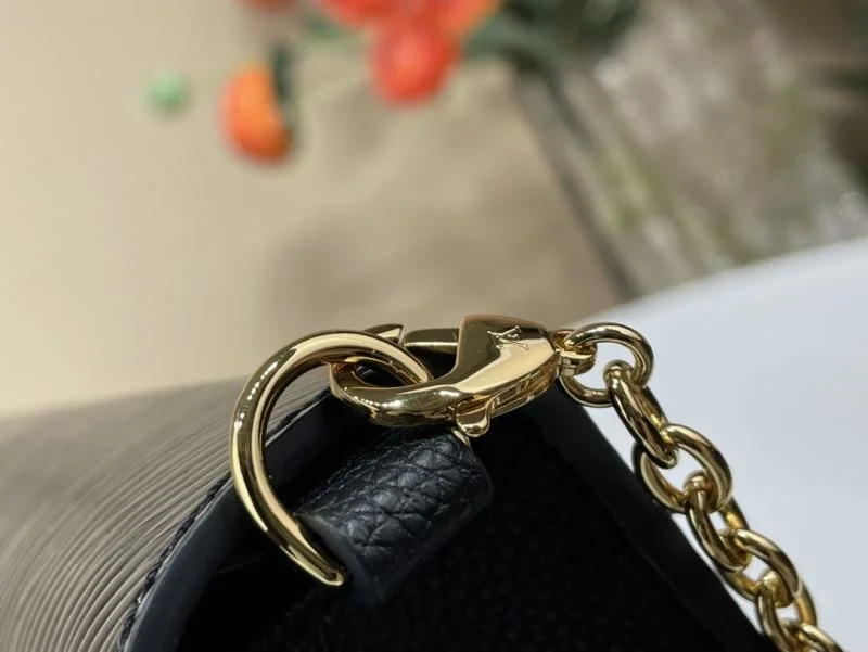 Stretchable Louis Vuitton Satchel Bags 40492