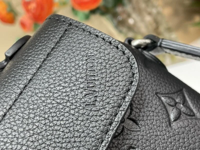 Louis Vuitton Satchel Bags UrbanChic 40474
