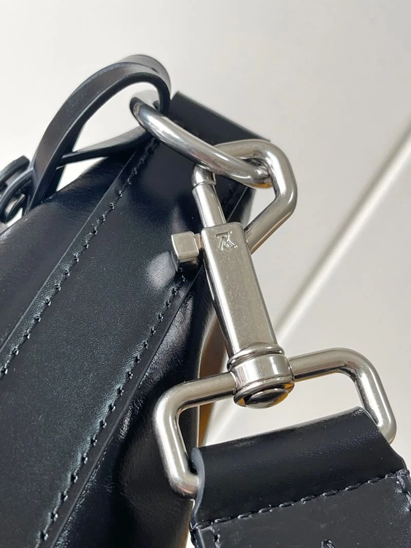 ZipUp Louis Vuitton Satchel Bags 40452