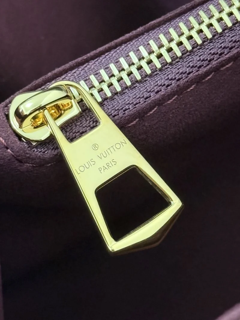 Breathable Louis Vuitton Satchel Bags 40478
