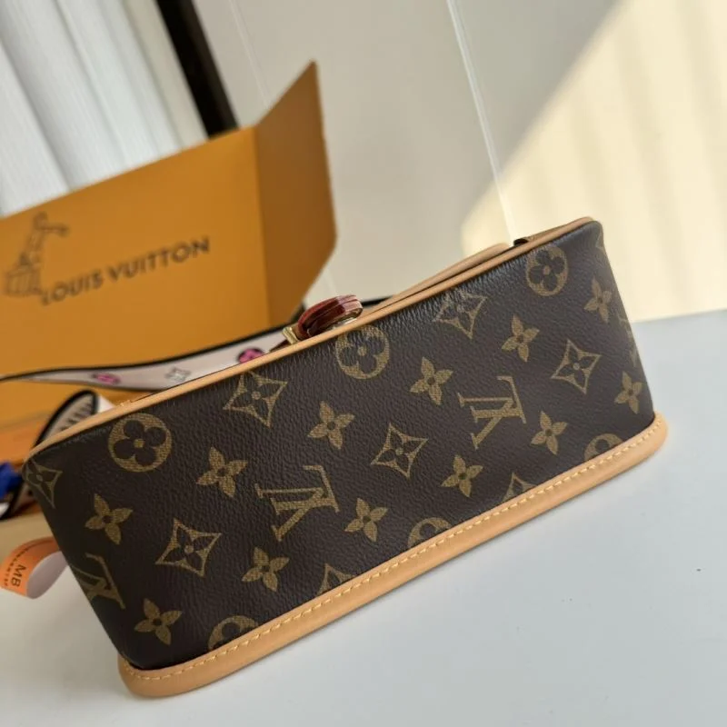 Sustainable Louis Vuitton Satchel Bags 49268