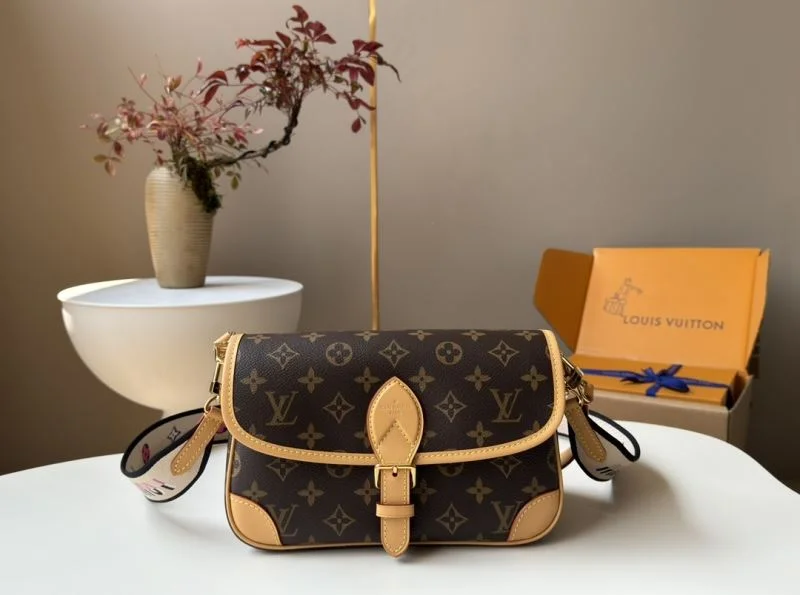 SmoothTexture Louis Vuitton Satchel Bags 49185