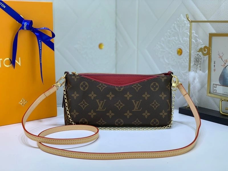 Compact Louis Vuitton Satchel Bags 79770