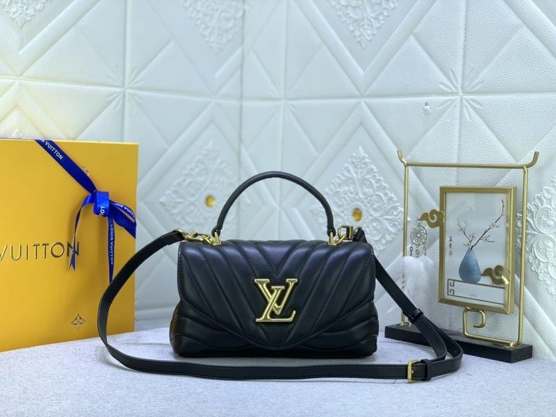 Unisex Louis Vuitton Satchel Bags 79746