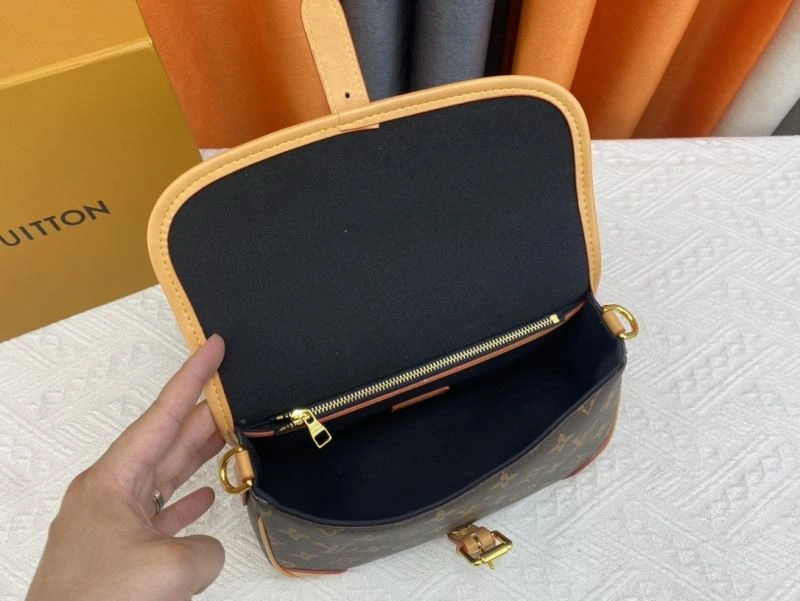 Minimalist Louis Vuitton Satchel Bags 79723