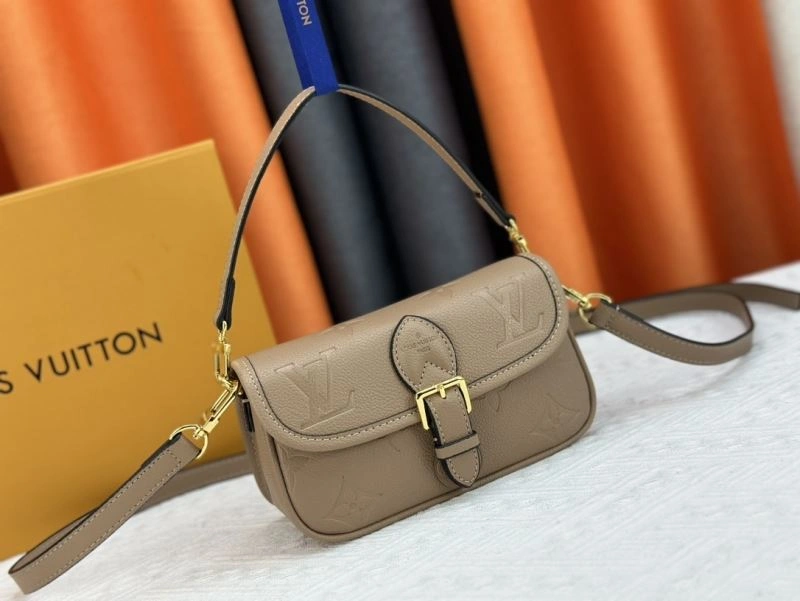 Louis Vuitton Satchel Bags Minimalist 79719