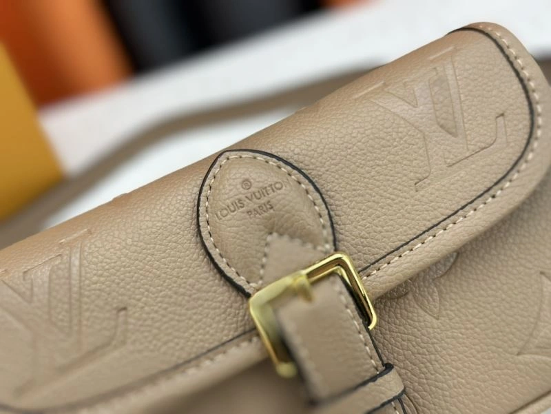 Louis Vuitton Satchel Bags Minimalist 79719