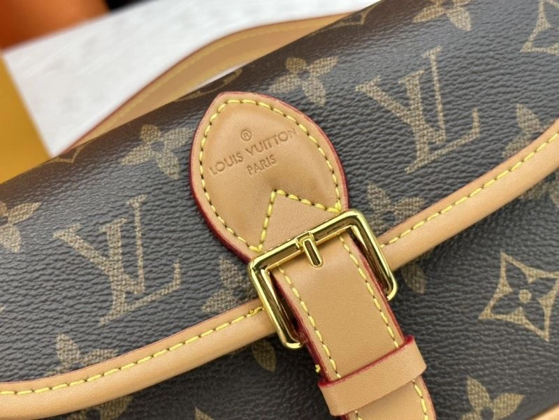 Louis Vuitton Satchel Bags Bold 79701