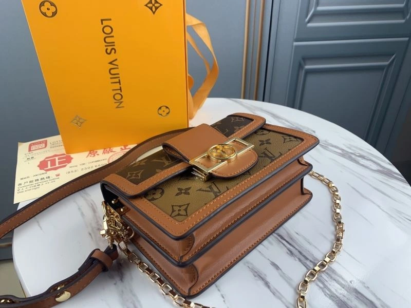 Louis Vuitton Satchel Bags Minimalist 79691