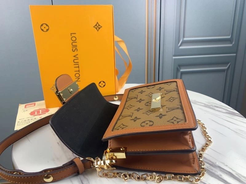 Louis Vuitton Satchel Bags Minimalist 79691