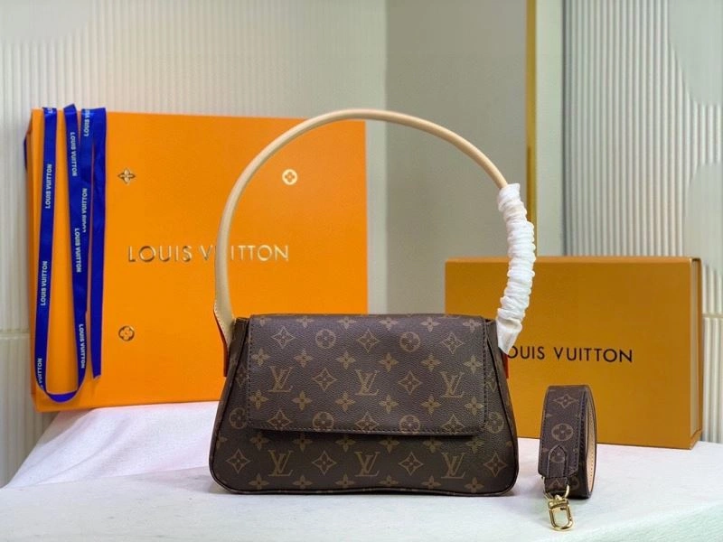 Flexible Louis Vuitton Satchel Bags 79646