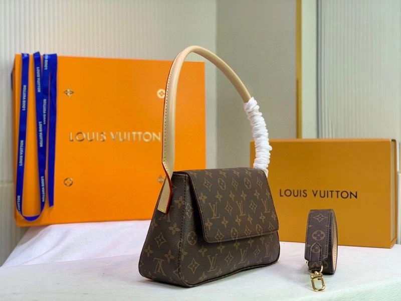 Flexible Louis Vuitton Satchel Bags 79646