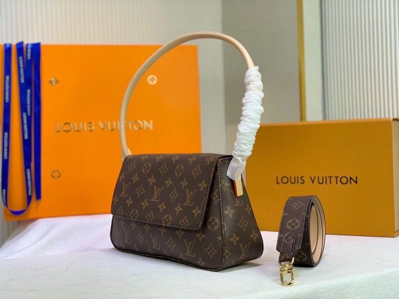 Flexible Louis Vuitton Satchel Bags 79646